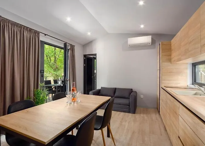 Rivijera Mobile Homes Imperial וודיצה